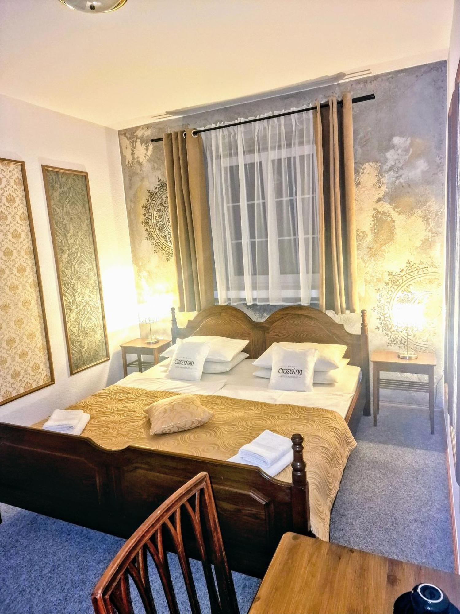 Cieszynski Boutique Hotel & Spa Stare Miasto Cieszyn Чешин Екстериор снимка